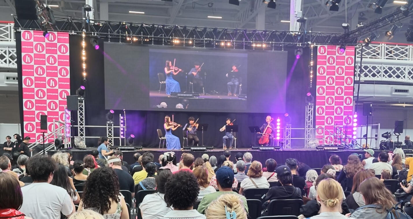 Hyper Japan Convention (Live)